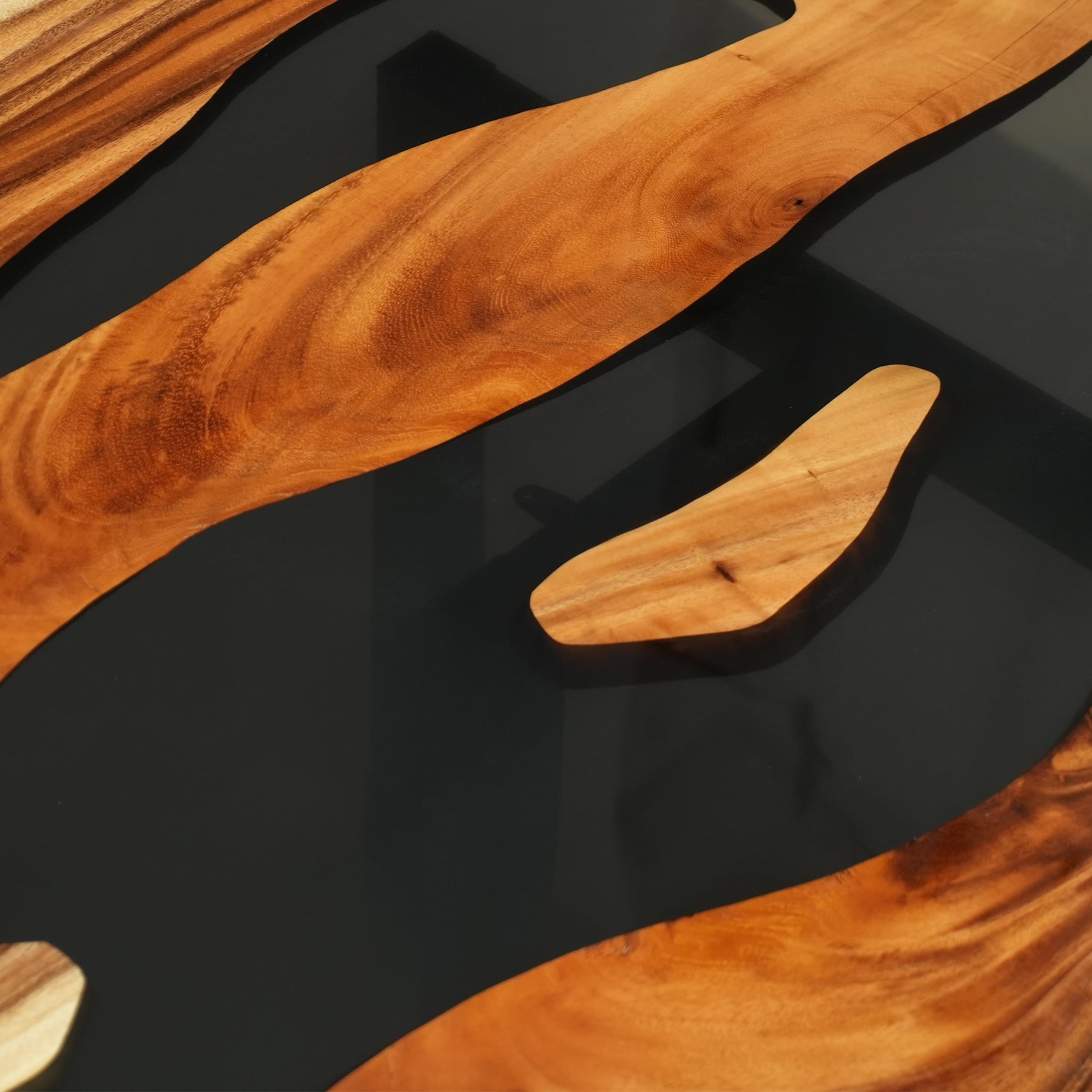 KAZANAHOME-Walnut-epoxy-resin-live-edge-dining-table-5