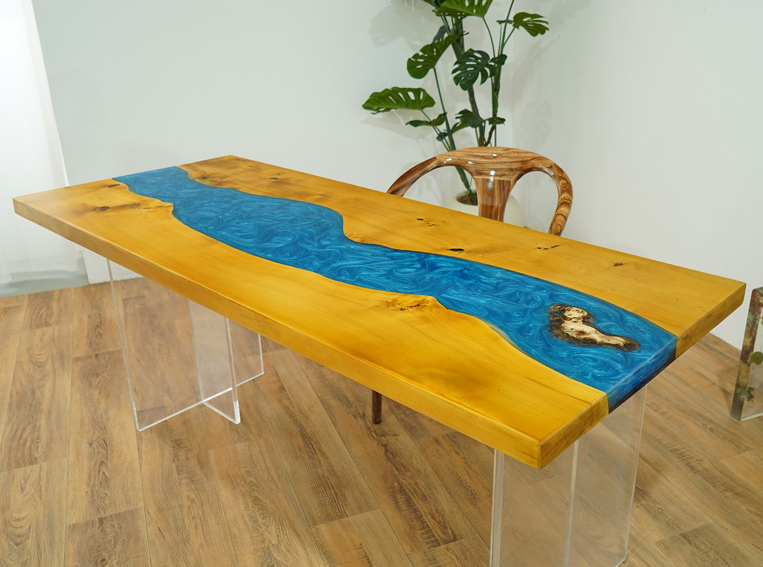 KAZANAHOME-poplar-epoxy-resin-river-table-2