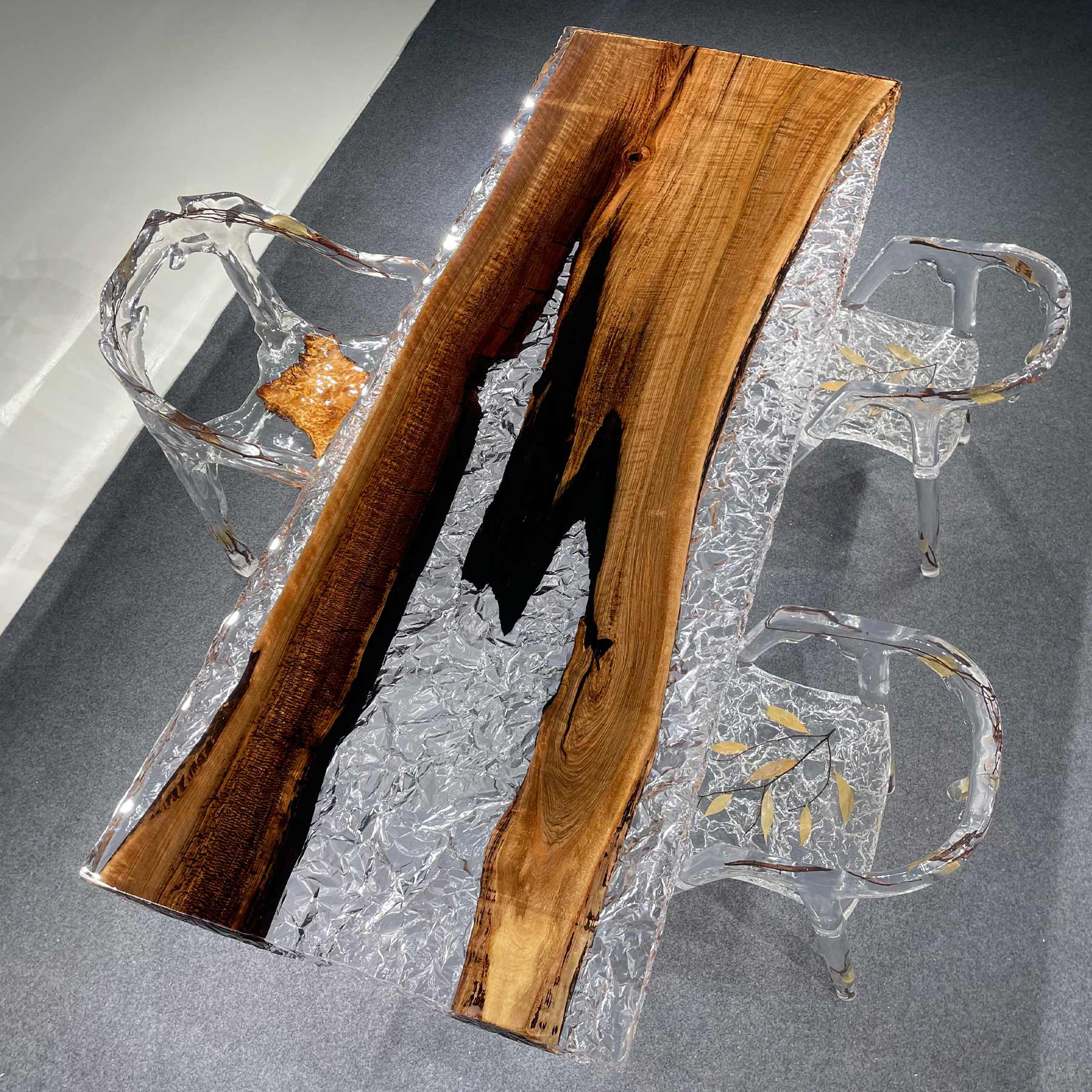 Transparent Epoxy Resin Wood Table - Kazanahome